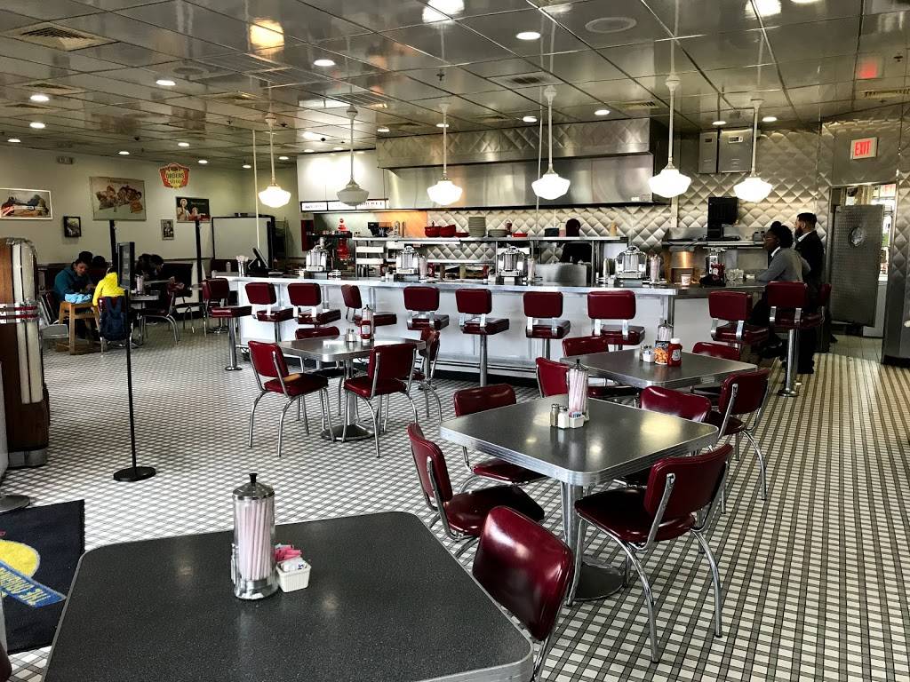 Johnny Rockets | restaurant | 3939 I-35 Suite 900, San Marcos, TX 78666, USA | 5123927499 OR +1 512-392-7499