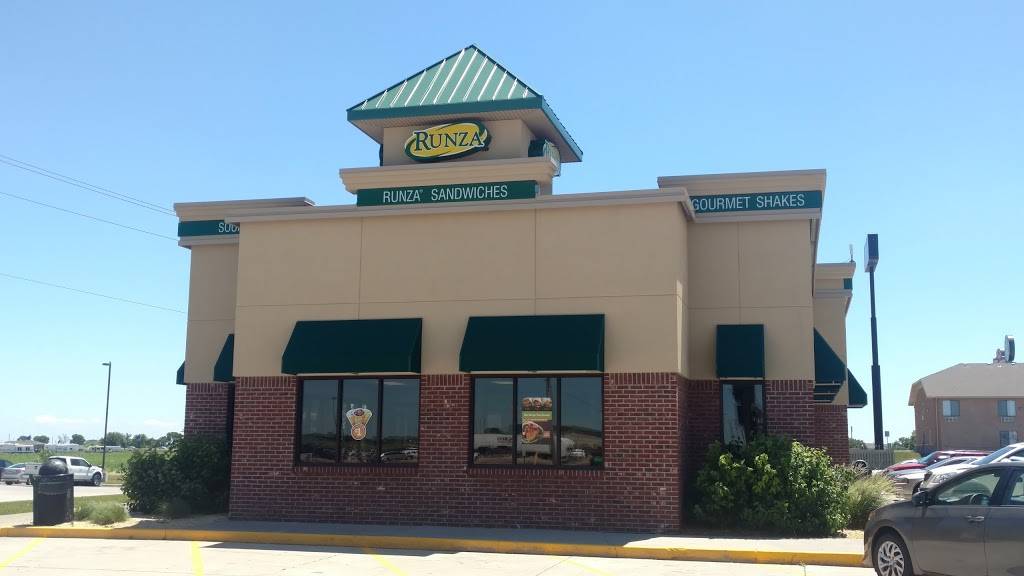 Runza Restaurant | restaurant | 329 W David Dr, York, NE 68467, USA | 4023620074 OR +1 402-362-0074