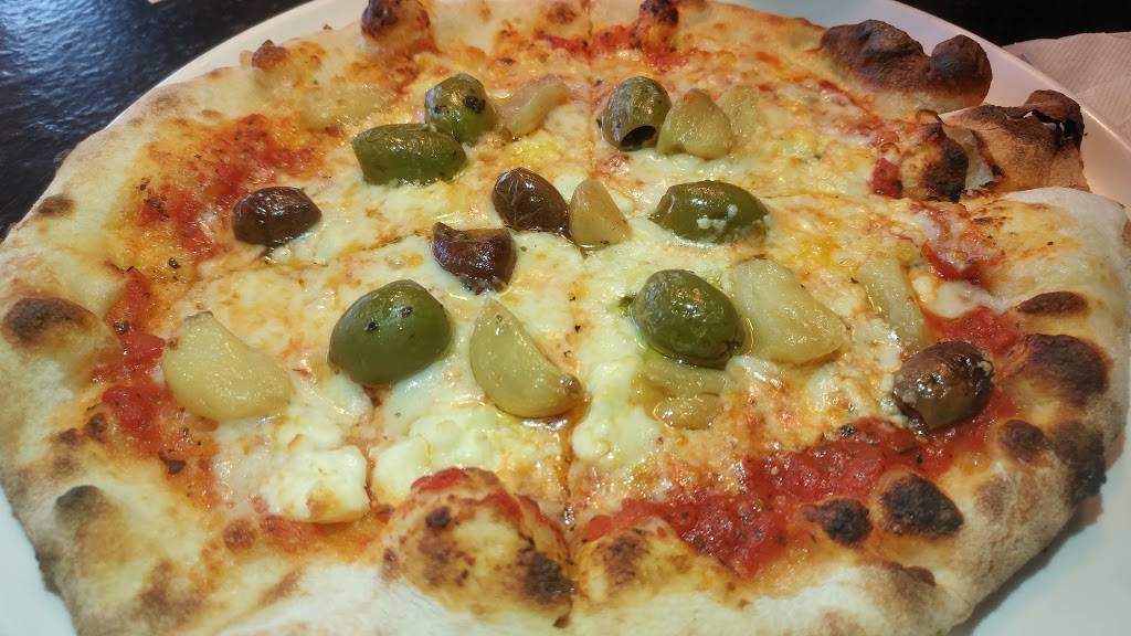 Smashing Tomato | restaurant | 3801 Mall Rd #195, Lexington, KY 40503, USA | 8592730184 OR +1 859-273-0184