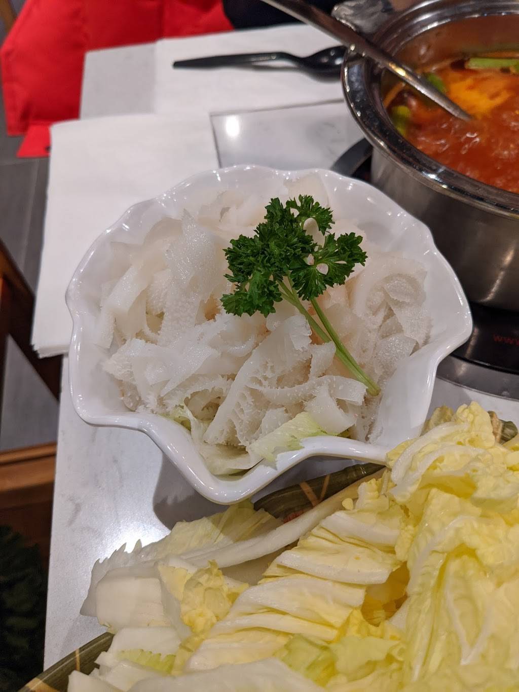 Georges Hot Pot & Korean BBQ Restauran | restaurant | 24 Bureau Dr, Gaithersburg, MD 20878, USA | 3012086868 OR +1 301-208-6868