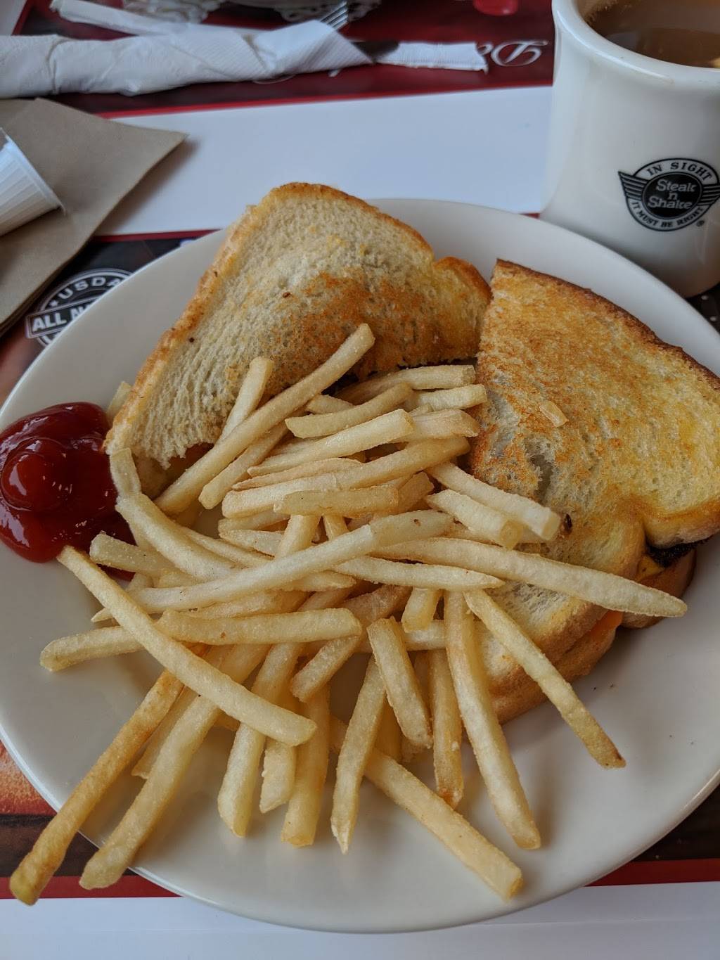 Steak n Shake | restaurant | 5051 Som Center Rd, Willoughby, OH 44094, USA | 4402204817 OR +1 440-220-4817