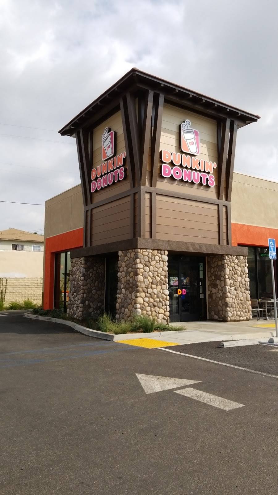 Dunkin | cafe | 1614 Crenshaw Blvd, Los Angeles, CA 90019, USA | 3236417445 OR +1 323-641-7445