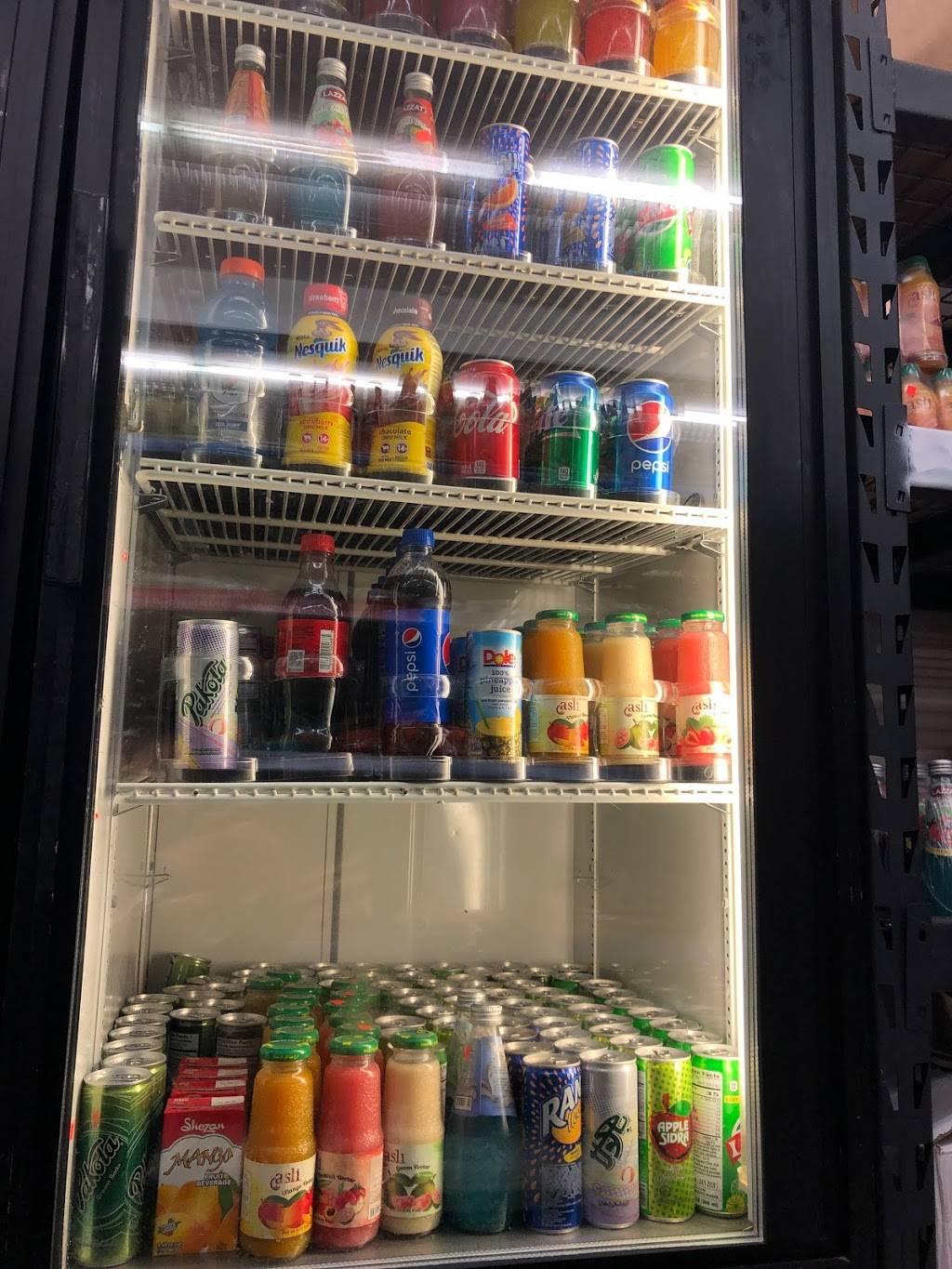 Halal Mart Skokie | restaurant | 5158 Main St, Skokie, IL 60077, USA | 8472130636 OR +1 847-213-0636