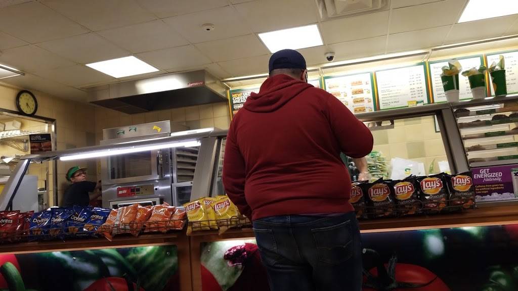 Subway | restaurant | 1657 A E 6th St, Beaumont, CA 92223, USA | 9518452070 OR +1 951-845-2070