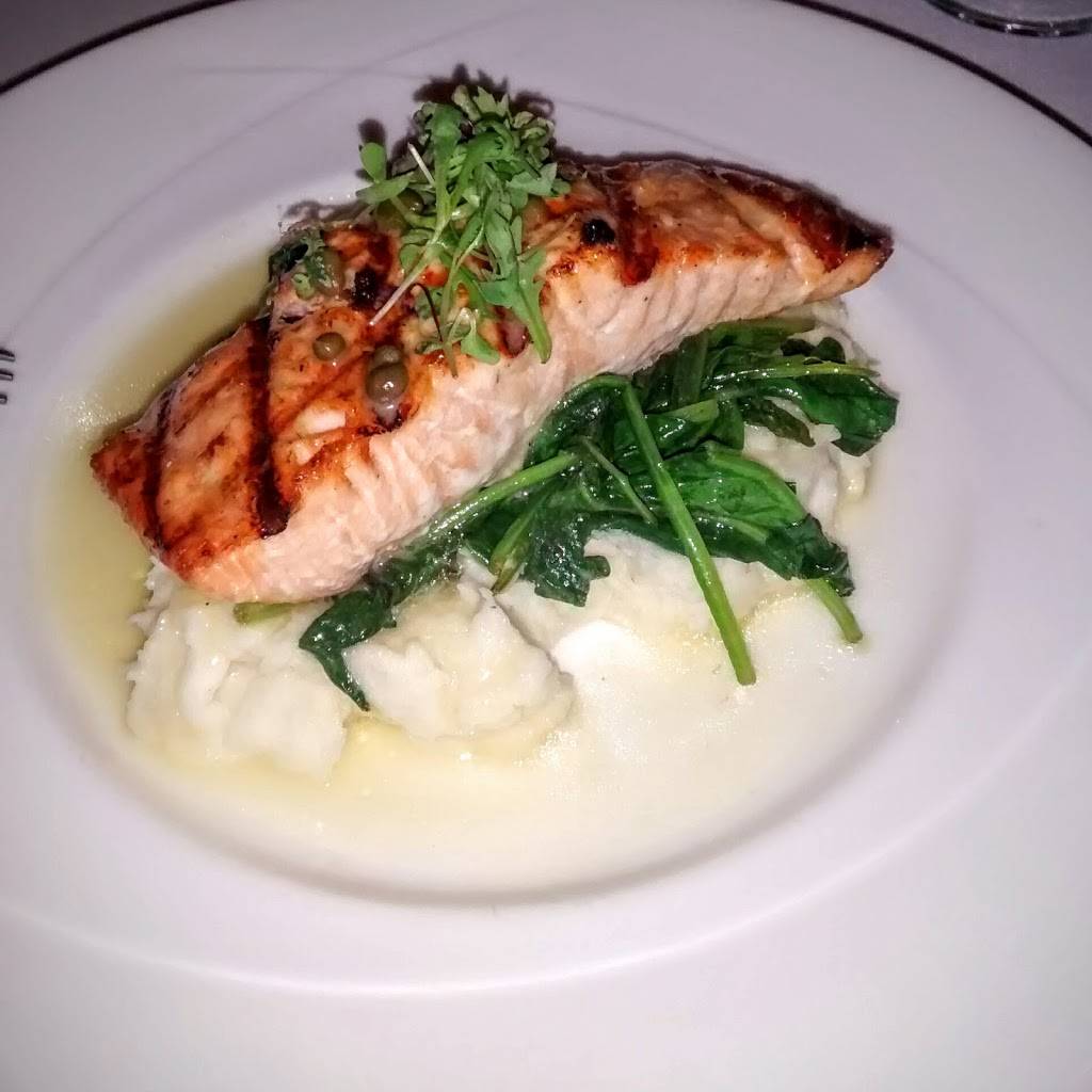 Siros Restaurant | restaurant | 307 Victory Rd, Quincy, MA 02171, USA | 6174724500 OR +1 617-472-4500