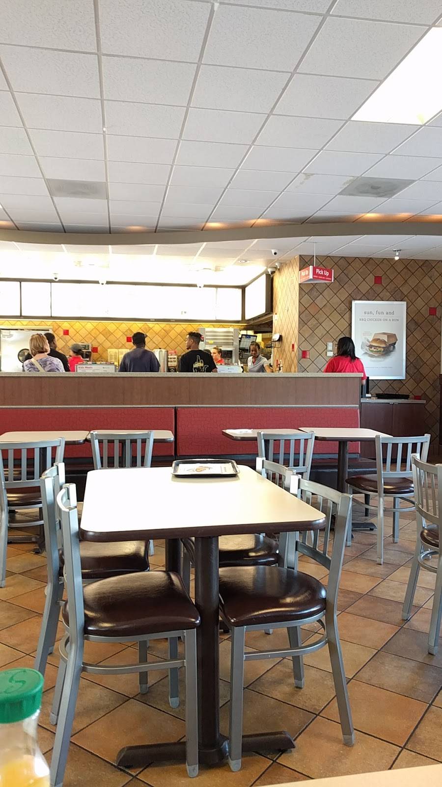 Chick-fil-A | restaurant | 110 Marketplace Dr, Hampton, VA 23666, USA | 7578252224 OR +1 757-825-2224