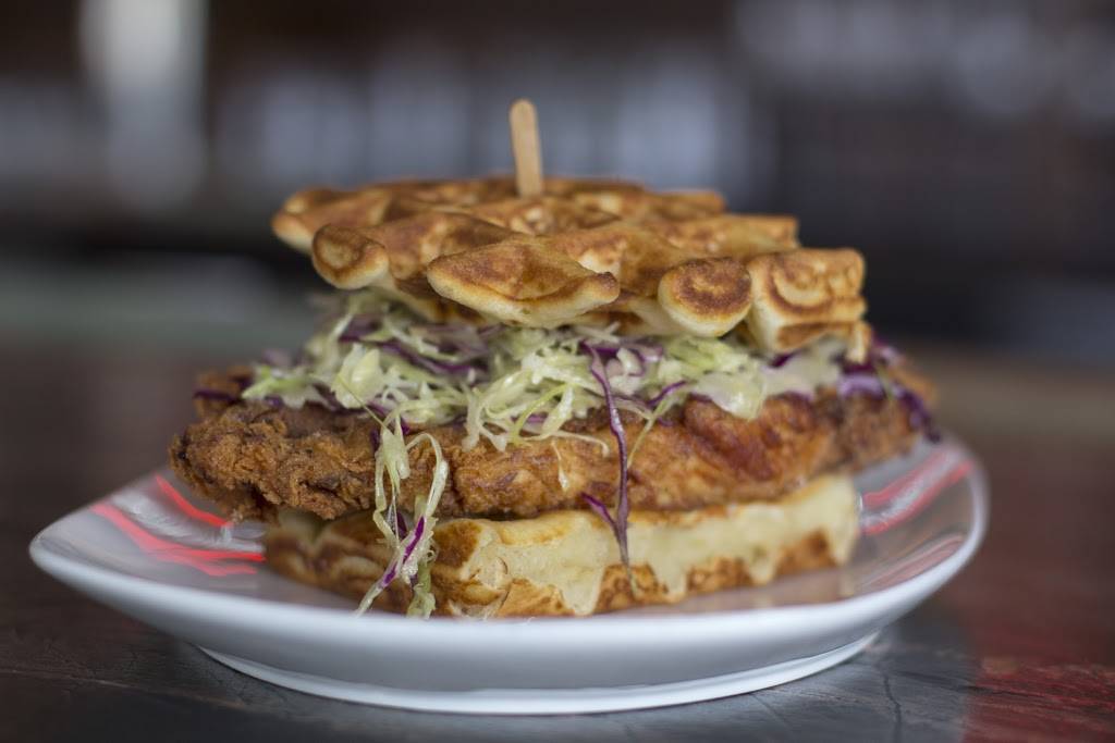 Bourbon Highway Country Bar & Kitchen | restaurant | 1677 N Main St, Walnut Creek, CA 94596, USA | 9259791678 OR +1 925-979-1678