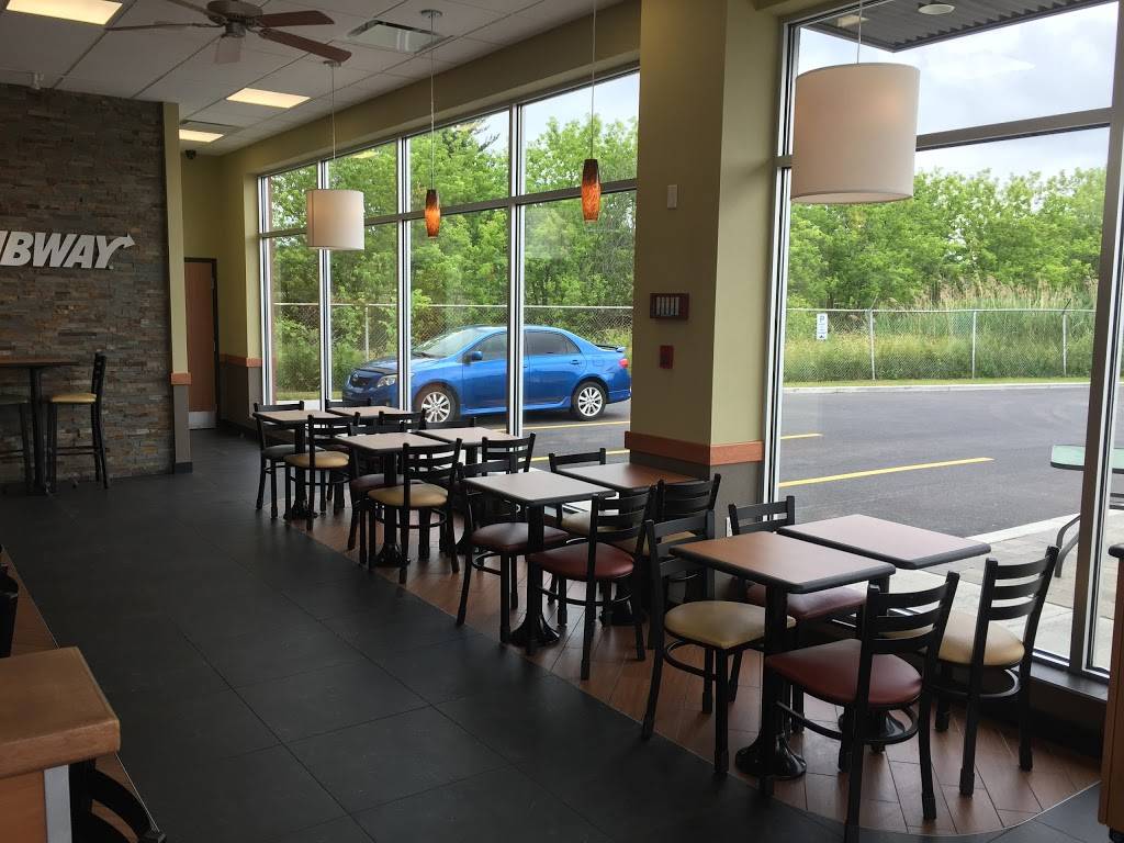 Subway | restaurant | 60 Boulevard Laurier, McMasterville, QC J3G 1P8, Canada | 4504641616 OR +1 450-464-1616