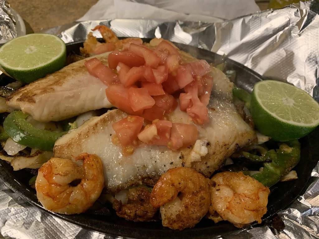 Jalapeño Loco | restaurant | 7501 Mentor Ave, Mentor, OH 44060, USA | 4409181503 OR +1 440-918-1503