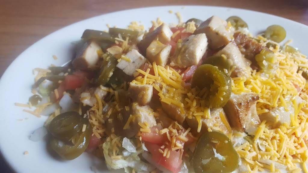 The UpTown Bar & Cafe | restaurant | 101 S Main St, Crystal, MI 48818, USA | 9892356565 OR +1 989-235-6565