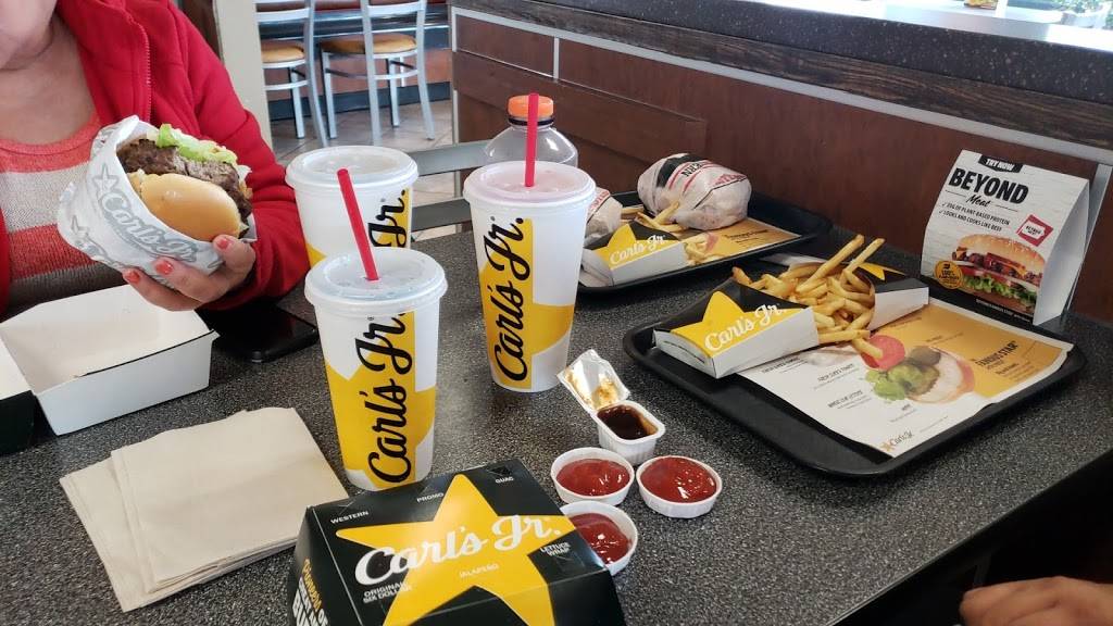 Carls Jr. | restaurant | 69 W Nuevo Rd, Perris, CA 92571, USA | 9519433266 OR +1 951-943-3266