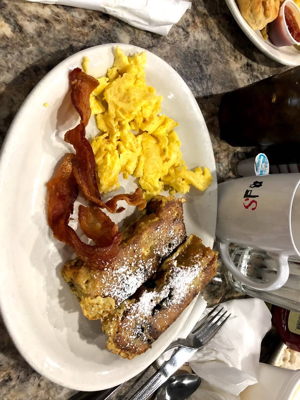 Scrambles Cafe | restaurant | 3233 SE Maricamp Rd # 401, Ocala, FL 34471, USA | 3526944405 OR +1 352-694-4405