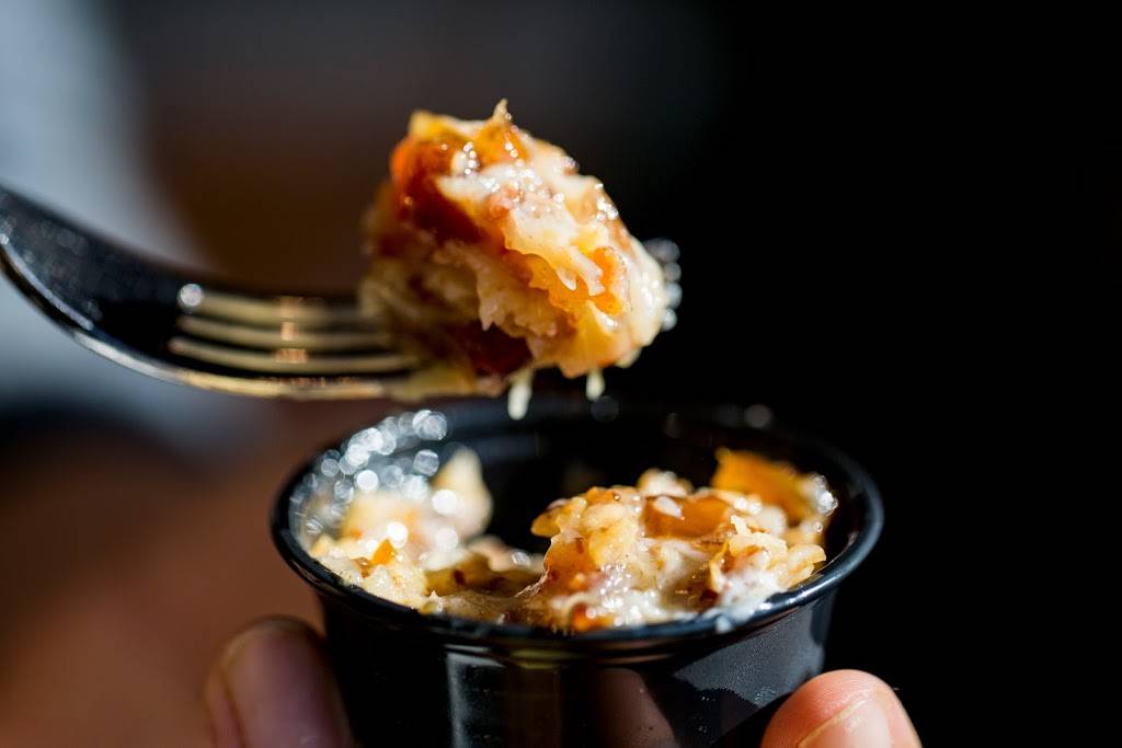 Flip Side Easton | restaurant | 3945 Easton Station, Columbus, OH 43219, USA | 6144723547 OR +1 614-472-3547