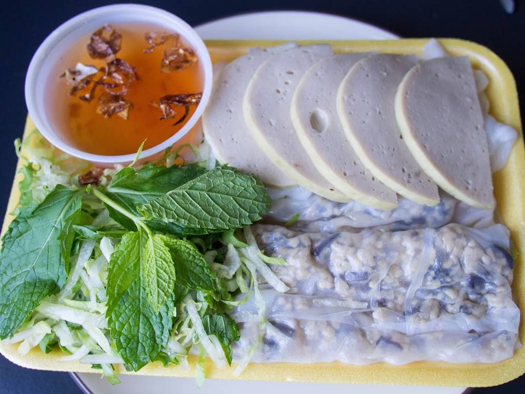 L P Eggrolls | restaurant | 2863 Senter Rd, San Jose, CA 95111, USA | 4082258200 OR +1 408-225-8200