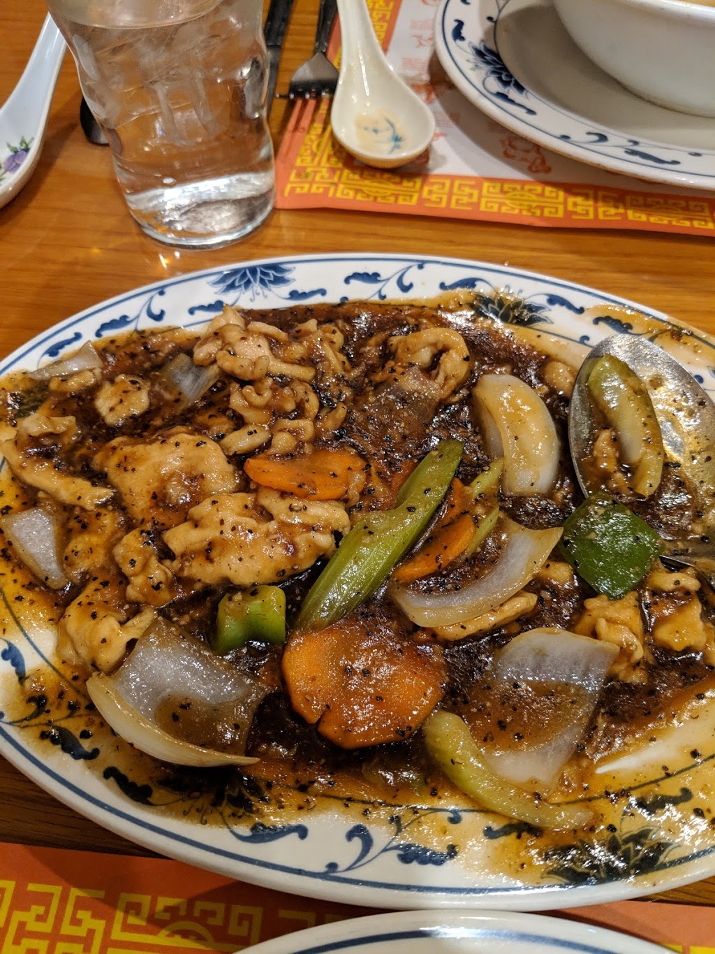 Golden Bowl Restaurant | restaurant | 2600 S Spring Ave, Sioux Falls, SD 57105, USA | 6053322768 OR +1 605-332-2768