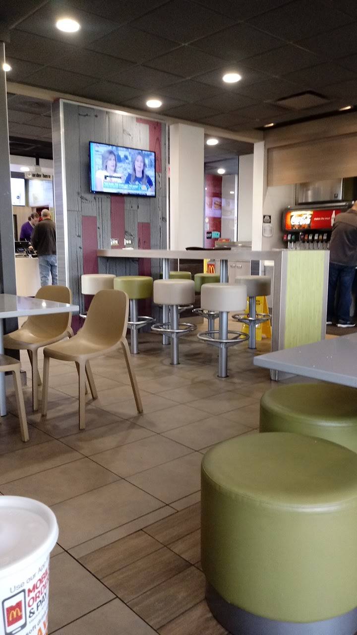 McDonalds | cafe | 287 N Hubbards Ln, Louisville, KY 40207, USA | 5028970963 OR +1 502-897-0963