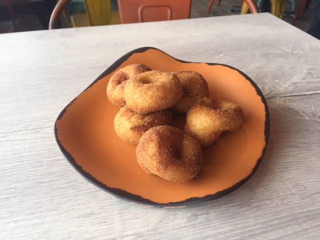 Cracked Pepper | bakery | 1108 W Glen Ave, Peoria, IL 61614, USA | 3098392204 OR +1 309-839-2204