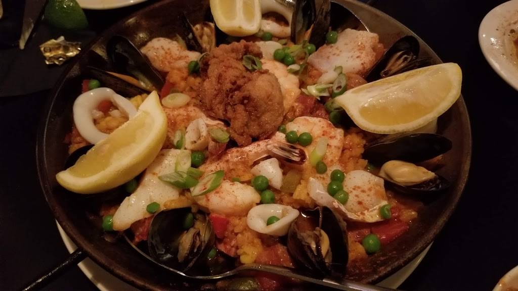 Demis | restaurant | 4017 MacArthur Ave, Richmond, VA 23227, USA | 8045254576 OR +1 804-525-4576