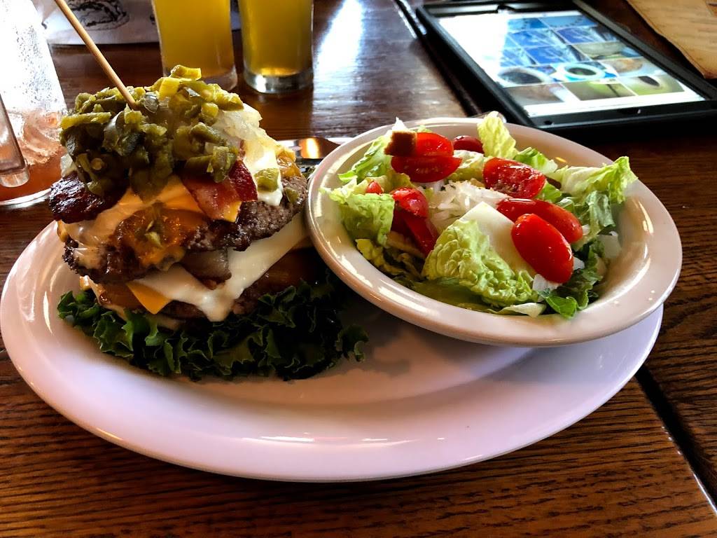 Sobelmans North Shore | restaurant | 10352 N Port Washington Rd, Mequon, WI 53092, USA | 2622369899 OR +1 262-236-9899