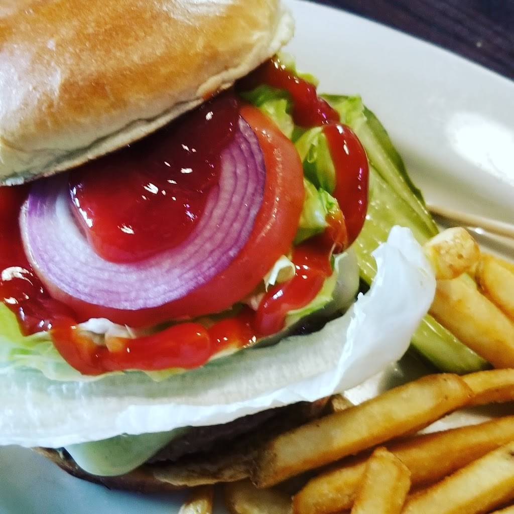 Houlihans | restaurant | 706 NJ-17, Ramsey, NJ 07446, USA | 2019347222 OR +1 201-934-7222