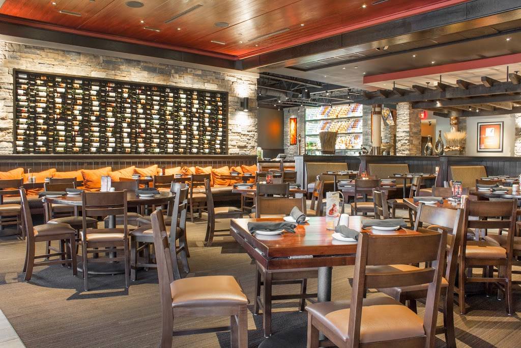 Firebirds Wood Fired Grill | restaurant | 440 S 68th St, West Des Moines, IA 50266, USA | 5152598540 OR +1 515-259-8540