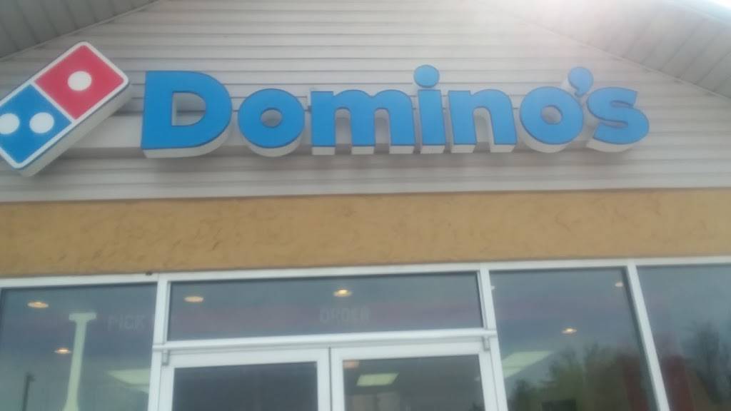 Dominos Pizza | meal delivery | 119 Cooper St, Etowah, TN 37331, USA | 4232634323 OR +1 423-263-4323