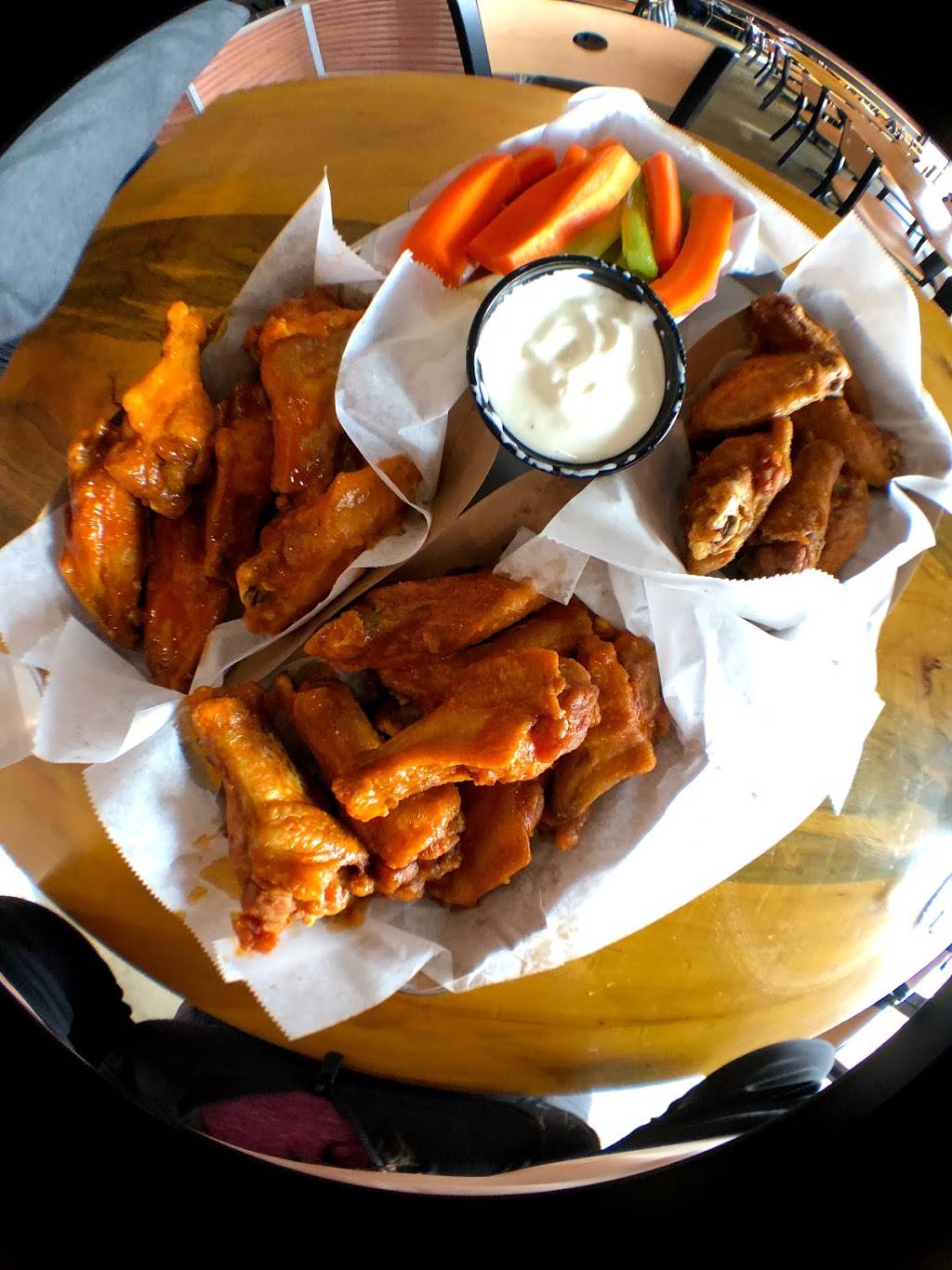 Fire Wings Lodi | restaurant | 1379 S Lower Sacramento Rd #501, Lodi, CA 95242, USA | 2092488044 OR +1 209-248-8044