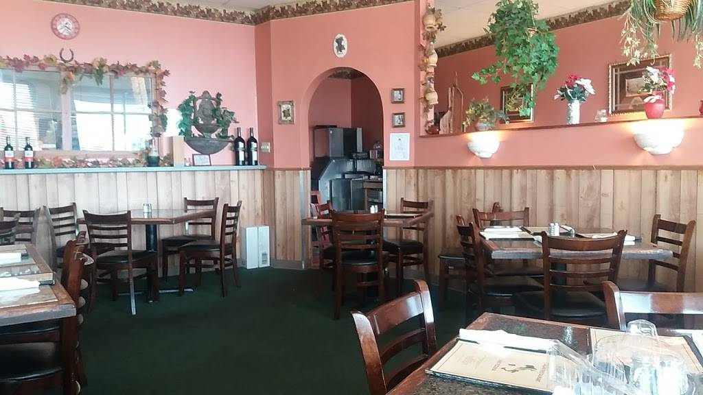 Fabios Pizza | restaurant | 408 W Gordon Ave C, Gordonsville, VA 22942, USA | 5408329900 OR +1 540-832-9900