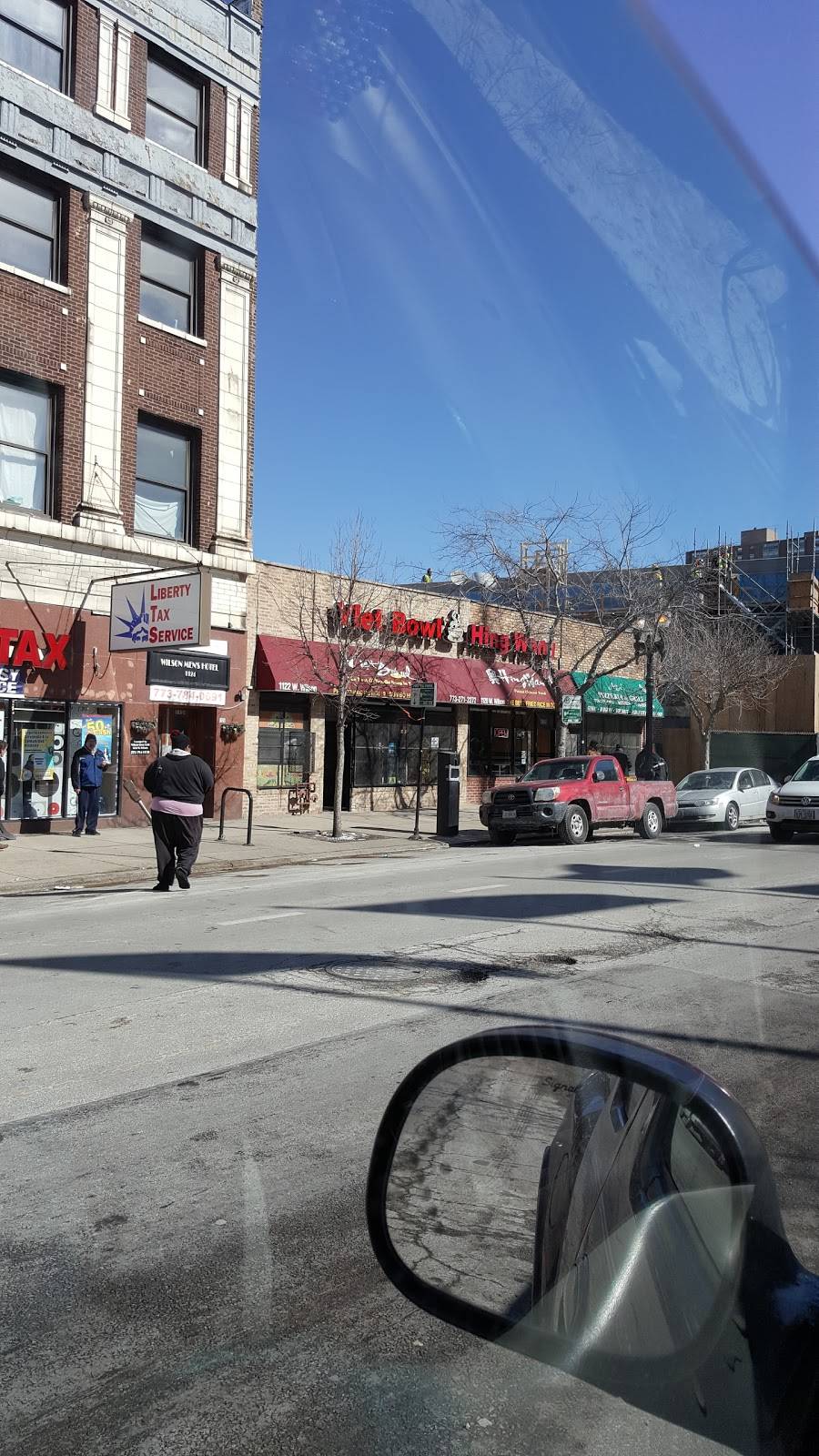 Viet Bowl | restaurant | 1122 W Wilson Ave, Chicago, IL 60640, USA | 7732712271 OR +1 773-271-2271