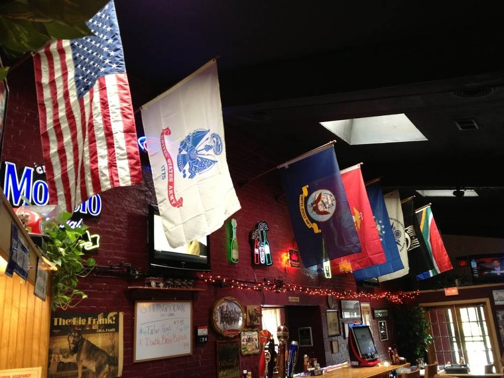 Stringtown Bar & Grill | restaurant | 255 Main St, Florence, KY 41042, USA | 8593718222 OR +1 859-371-8222