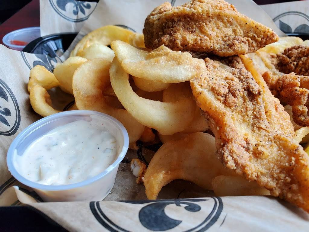 Lamas Seafood Market & Eatery | restaurant | 5404 LA-22, Mandeville, LA 70471, USA | 9857929090 OR +1 985-792-9090