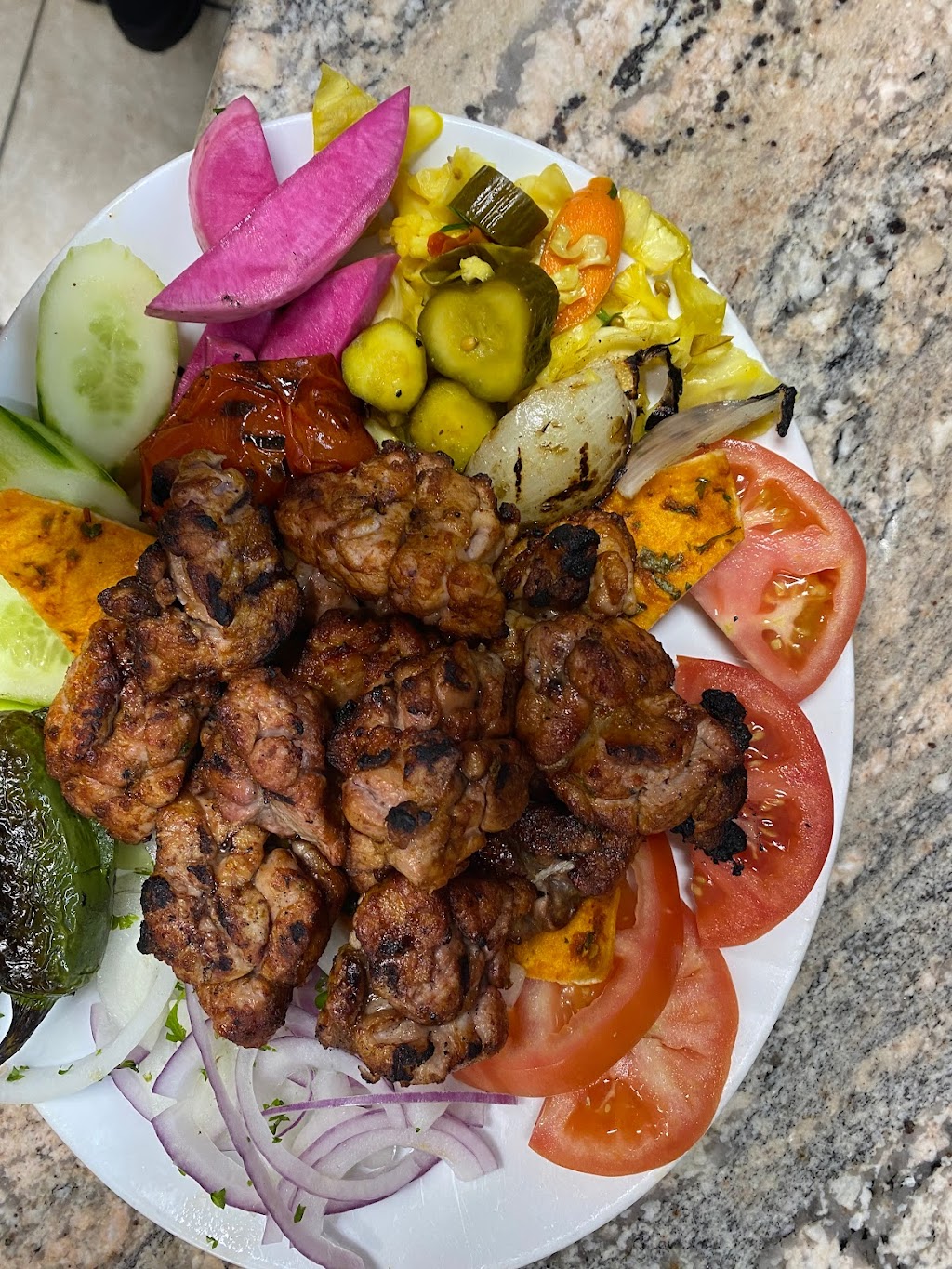 Al Shoroq Restaurant | restaurant | 33120 Ryan Rd, Sterling Heights, MI 48310, USA | 5862750391 OR +1 586-275-0391