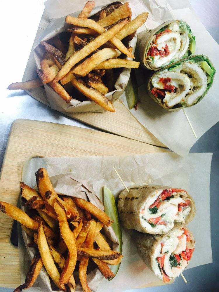 BT Restaurant and Tavern | cafe | 2031 US-130, Burlington, NJ 08016, USA | 6094991355 OR +1 609-499-1355