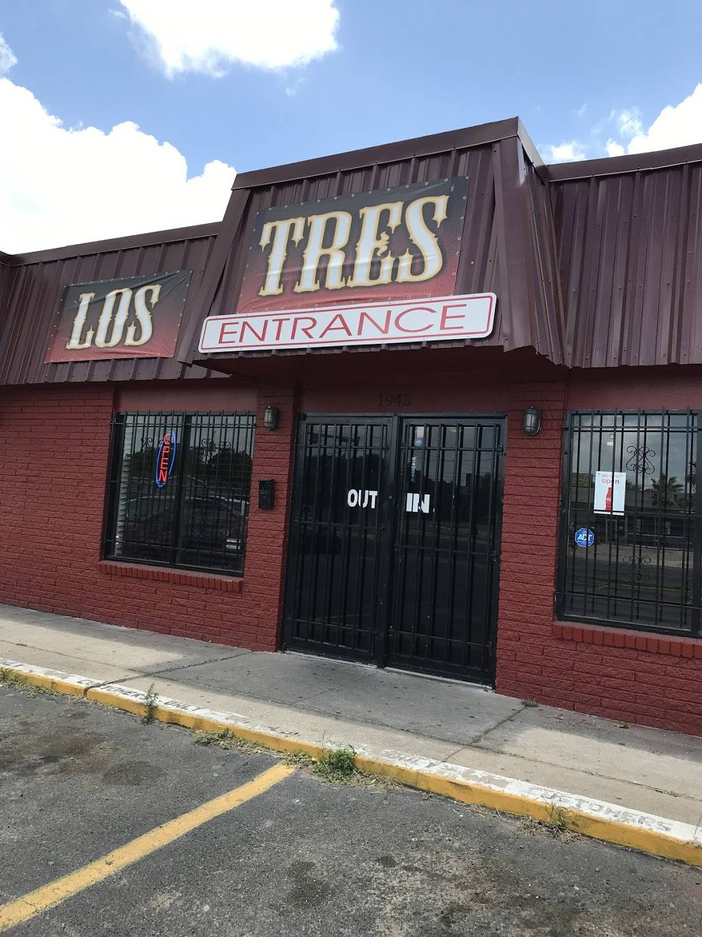 Taqueria Los Tres Potrillos | restaurant | 1945 Horne Rd, Corpus Christi, TX 78416, USA | 3619295185 OR +1 361-929-5185