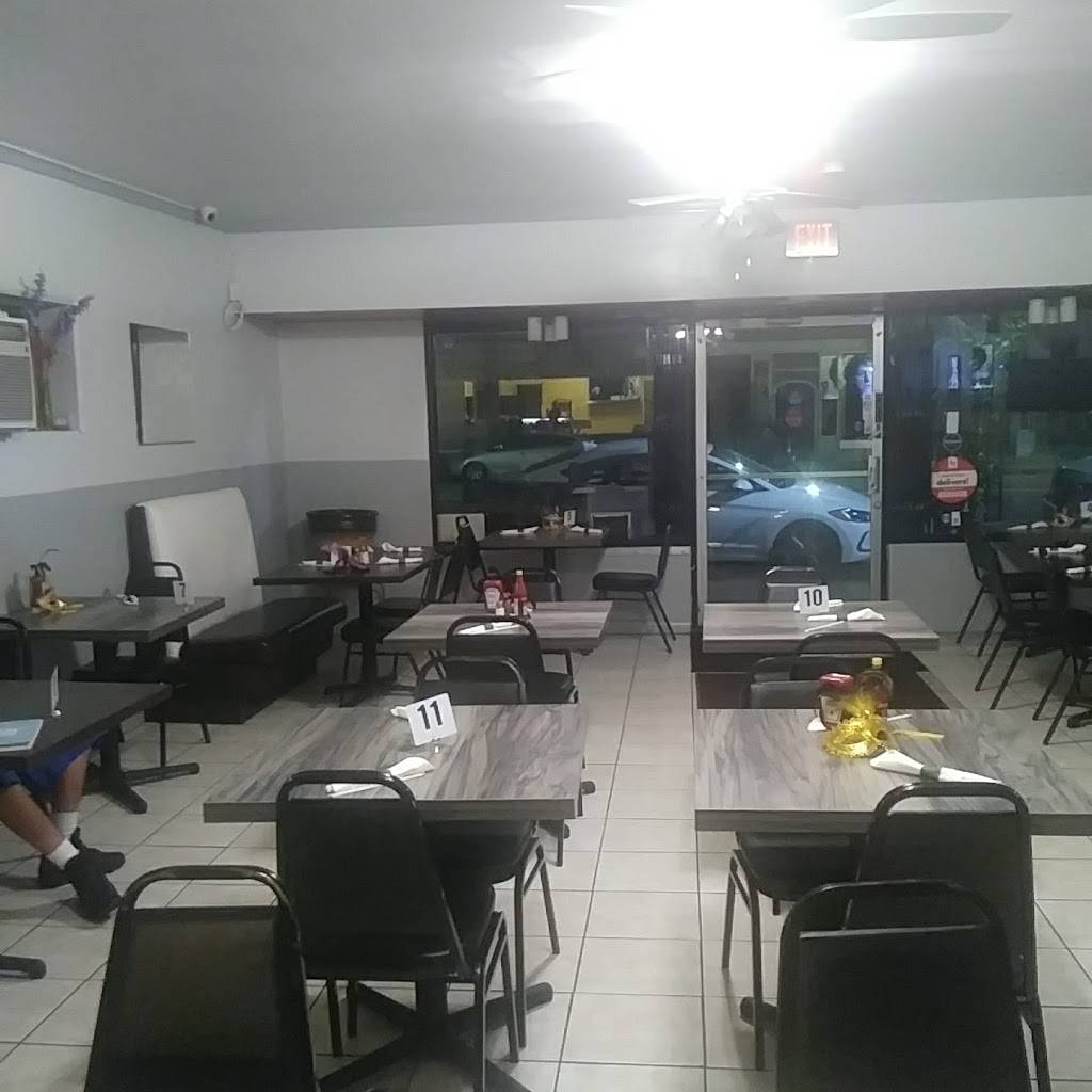 Simply D Licious Southern Creole Cuisine | restaurant | 4641 W Washington Blvd, Los Angeles, CA 90016, USA | 5623266863 OR +1 562-326-6863