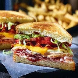 Applebees Grill + Bar | restaurant | 1301 N Davis Rd, Salinas, CA 93907, USA | 8317576682 OR +1 831-757-6682