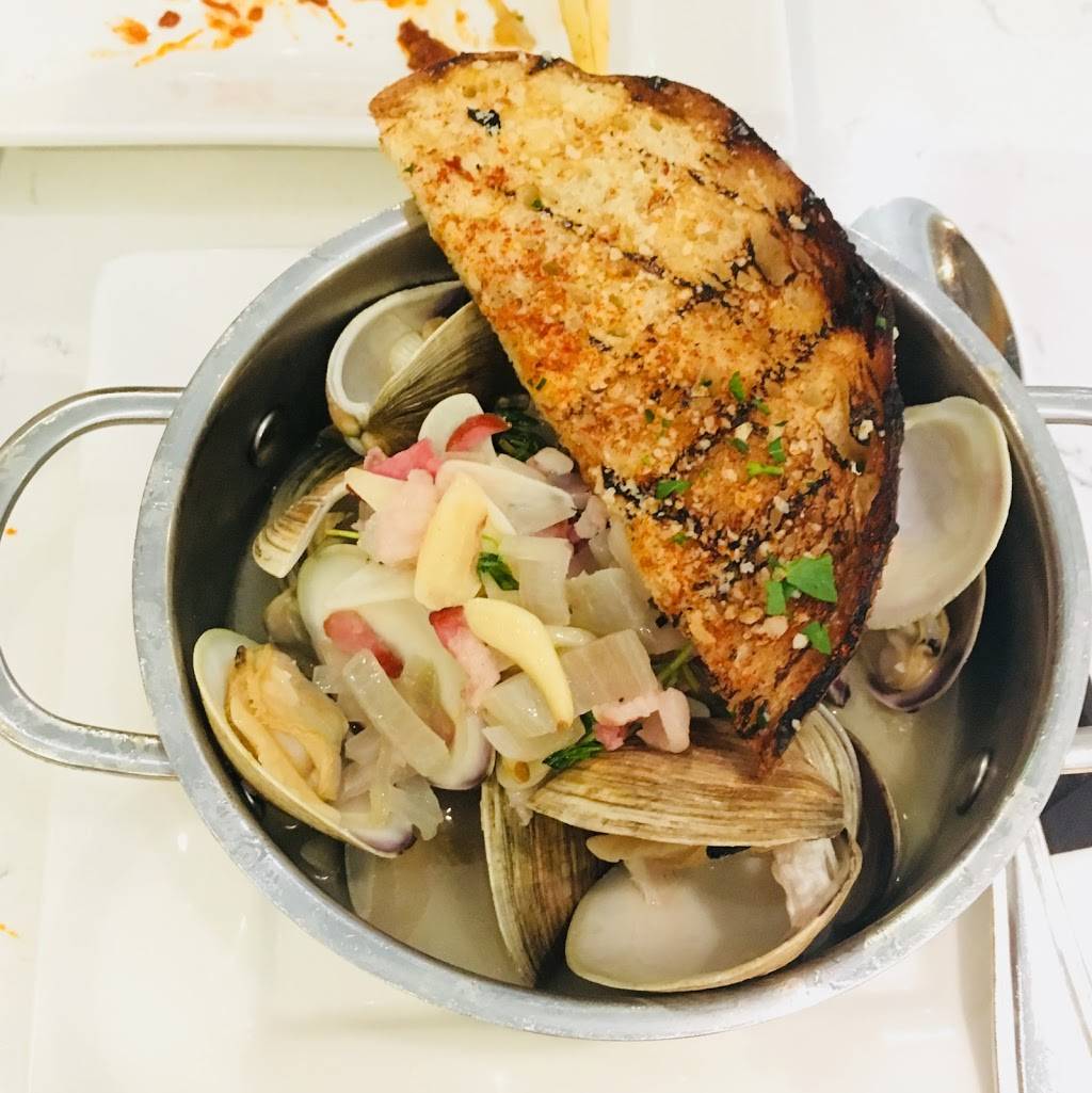 EMC Seafood & Raw Bar | restaurant | 378 Santana Row Suite 1100, San Jose, CA 95128, USA | 4082966048 OR +1 408-296-6048