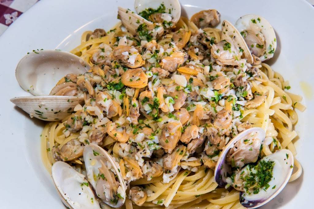 Nino’s Thick & Thin Pizzeria and Restaurant | meal delivery | 18911 S Tamiami Trail # 6, Fort Myers, FL 33908, USA | 2392676800 OR +1 239-267-6800