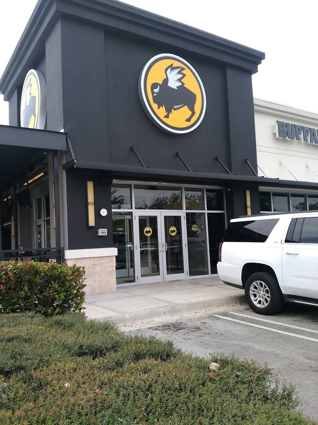 Buffalo Wild Wings | meal takeaway | 2580 NE 10th Ct, Homestead, FL 33033, USA | 3052489464 OR +1 305-248-9464