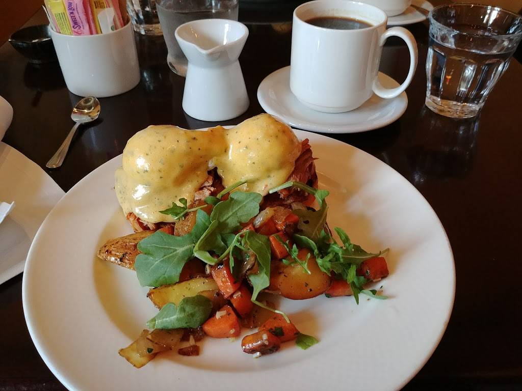 Luc | restaurant | 2800 E Madison St, Seattle, WA 98112, USA | 2063286645 OR +1 206-328-6645