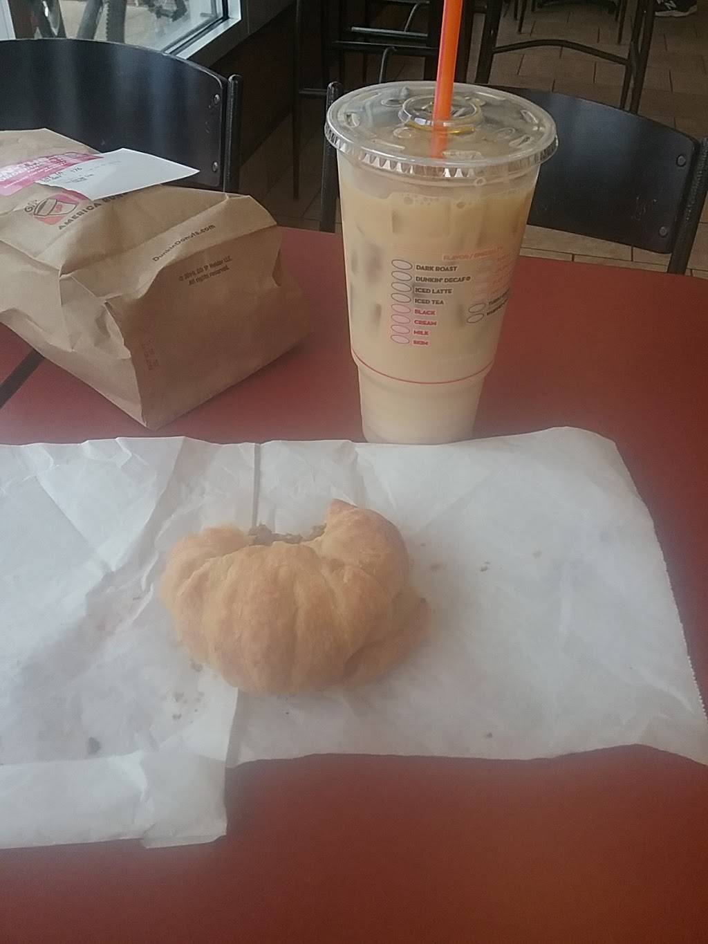 Dunkin | bakery | 16 Washington St, Foxborough, MA 02035, USA | 5085430295 OR +1 508-543-0295