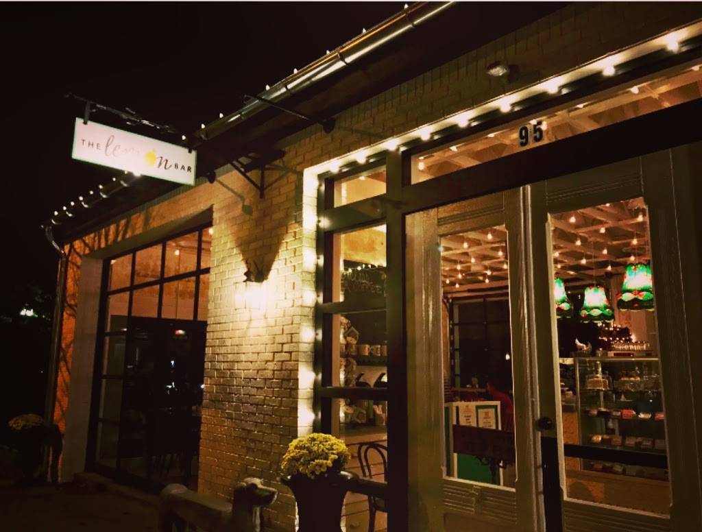 The Lemon Bar | restaurant | 95 E Pine St, Zionsville, IN 46077, USA | 3173440472 OR +1 317-344-0472