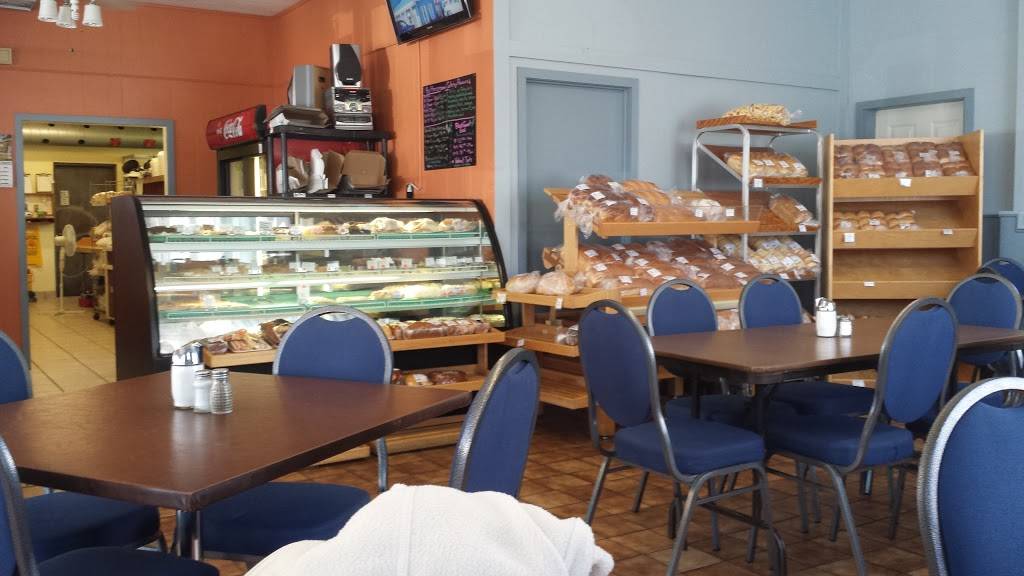 Harmony Pastry Shop & Cafe | bakery | 2541 Highway 24 North, RR4, Simcoe, ON N3Y 4K3, Canada | 5194266760 OR +1 519-426-6760