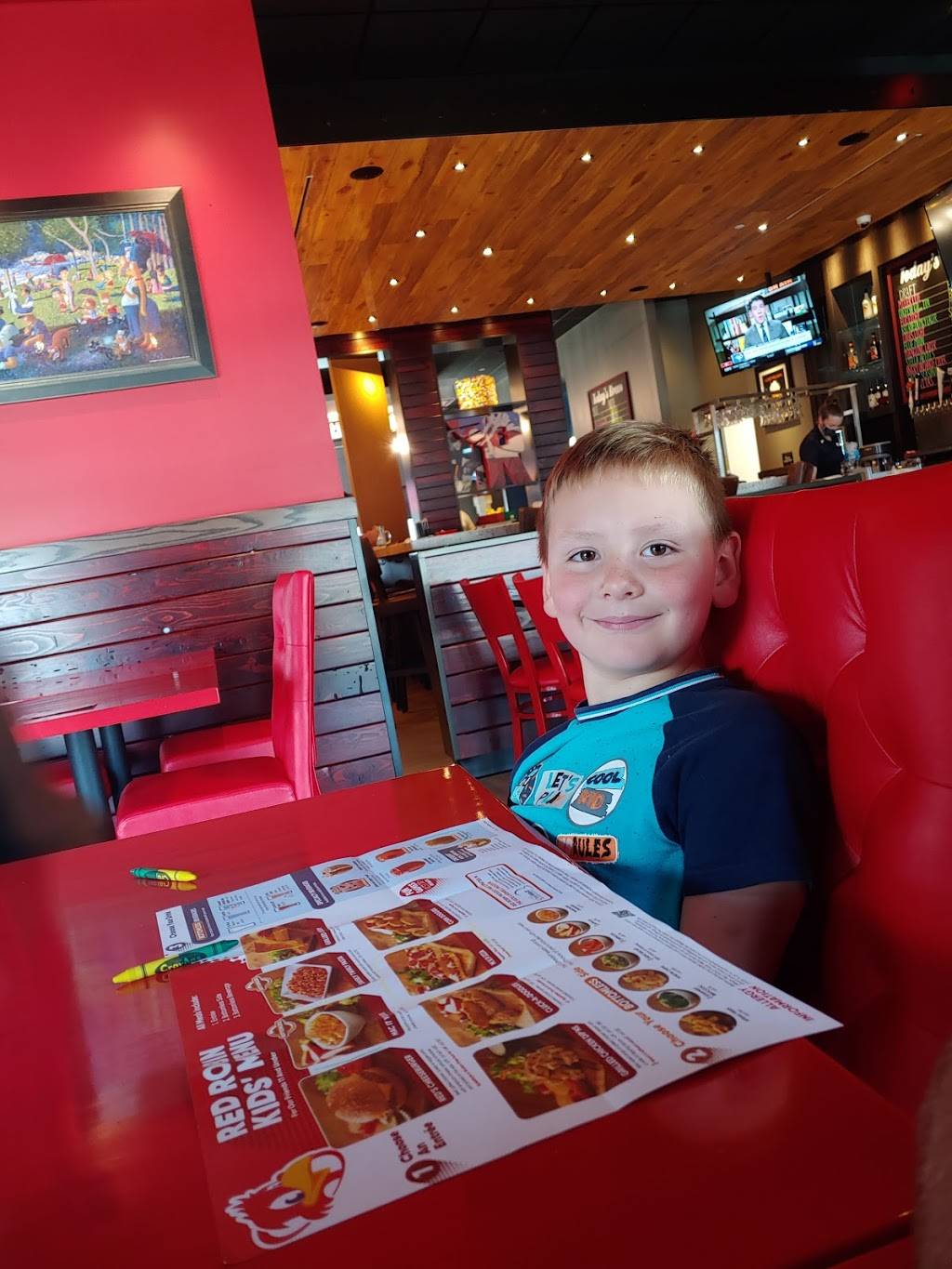 Red Robin Gourmet Burgers and Brews | restaurant | 40 N Dupont Hwy, Dover, DE 19901, USA | 3024593300 OR +1 302-459-3300