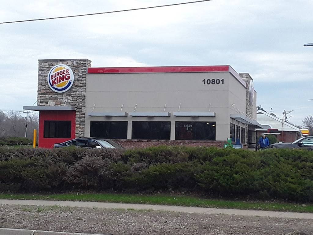 Burger King | restaurant | 10801 Bloomington Ferry Rd, Bloomington, MN 55438, USA | 9529420695 OR +1 952-942-0695