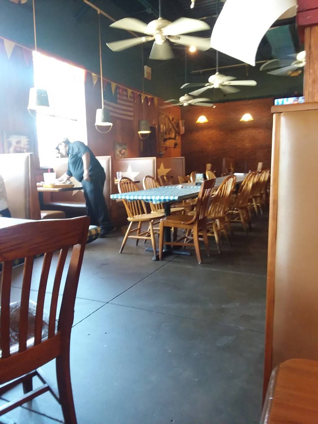 Dickeys Barbecue Pit | restaurant | 5330 N MacArthur Blvd Ste 168, Irving, TX 75038, USA | 9725801917 OR +1 972-580-1917