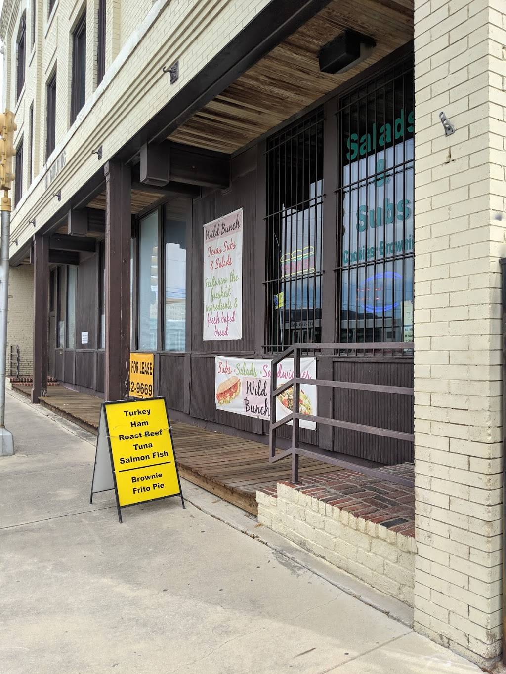 Wild Bunch Sub Shop | restaurant | 101 S Jennings Ave # 102, Fort Worth, TX 76104, USA | 8173359453 OR +1 817-335-9453