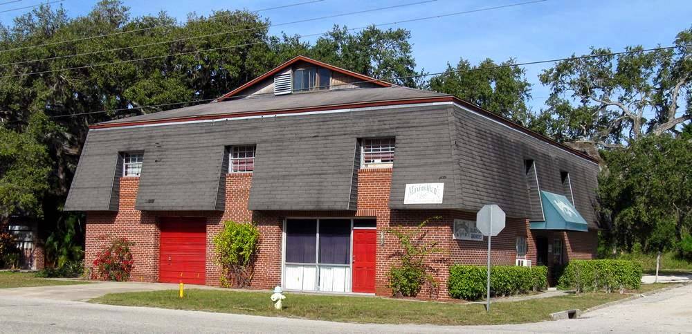 Maximillians Cafe | restaurant | 1695 10th St, Sarasota, FL 34236, USA | 9413300245 OR +1 941-330-0245