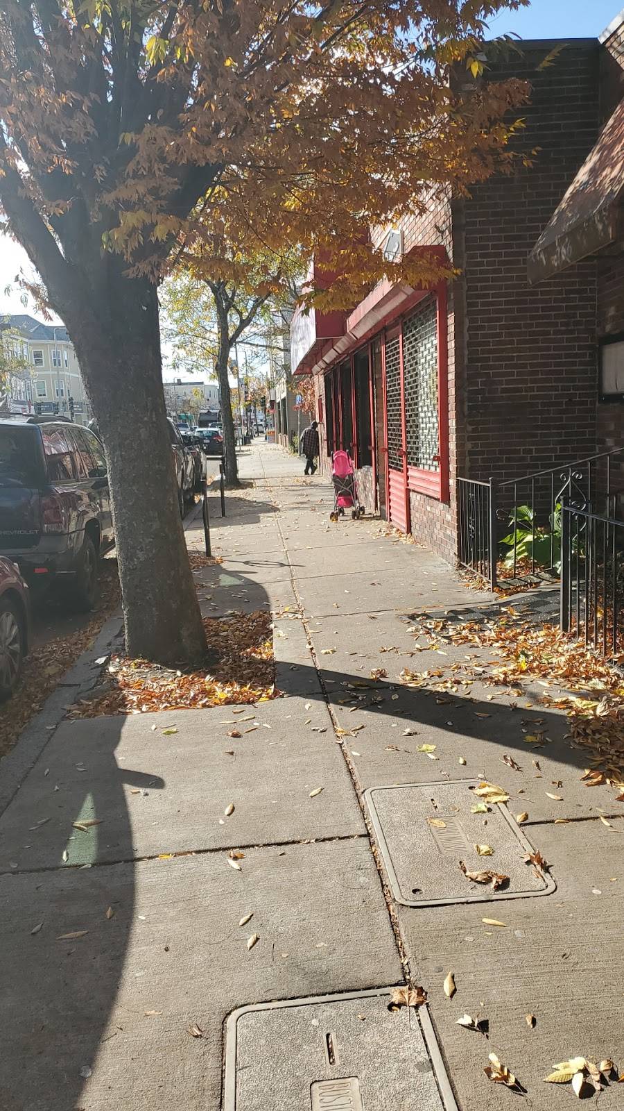 One Family Diner | restaurant | 260 Bowdoin St, Dorchester, MA 02122, USA | 6174361577 OR +1 617-436-1577