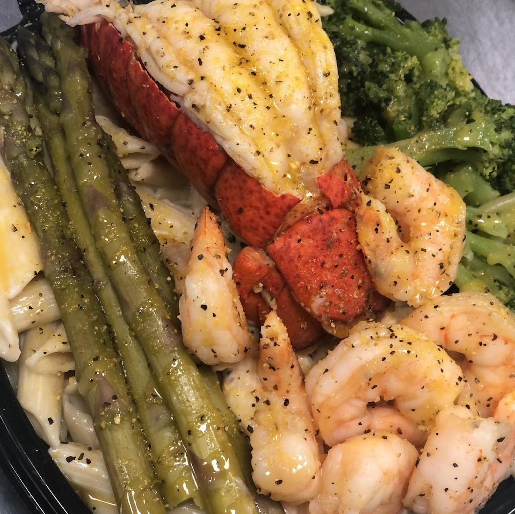 DeeOs Seafood Midtown | restaurant | 711 E Pkwy S, Memphis, TN 38104, USA | 9019070245 OR +1 901-907-0245